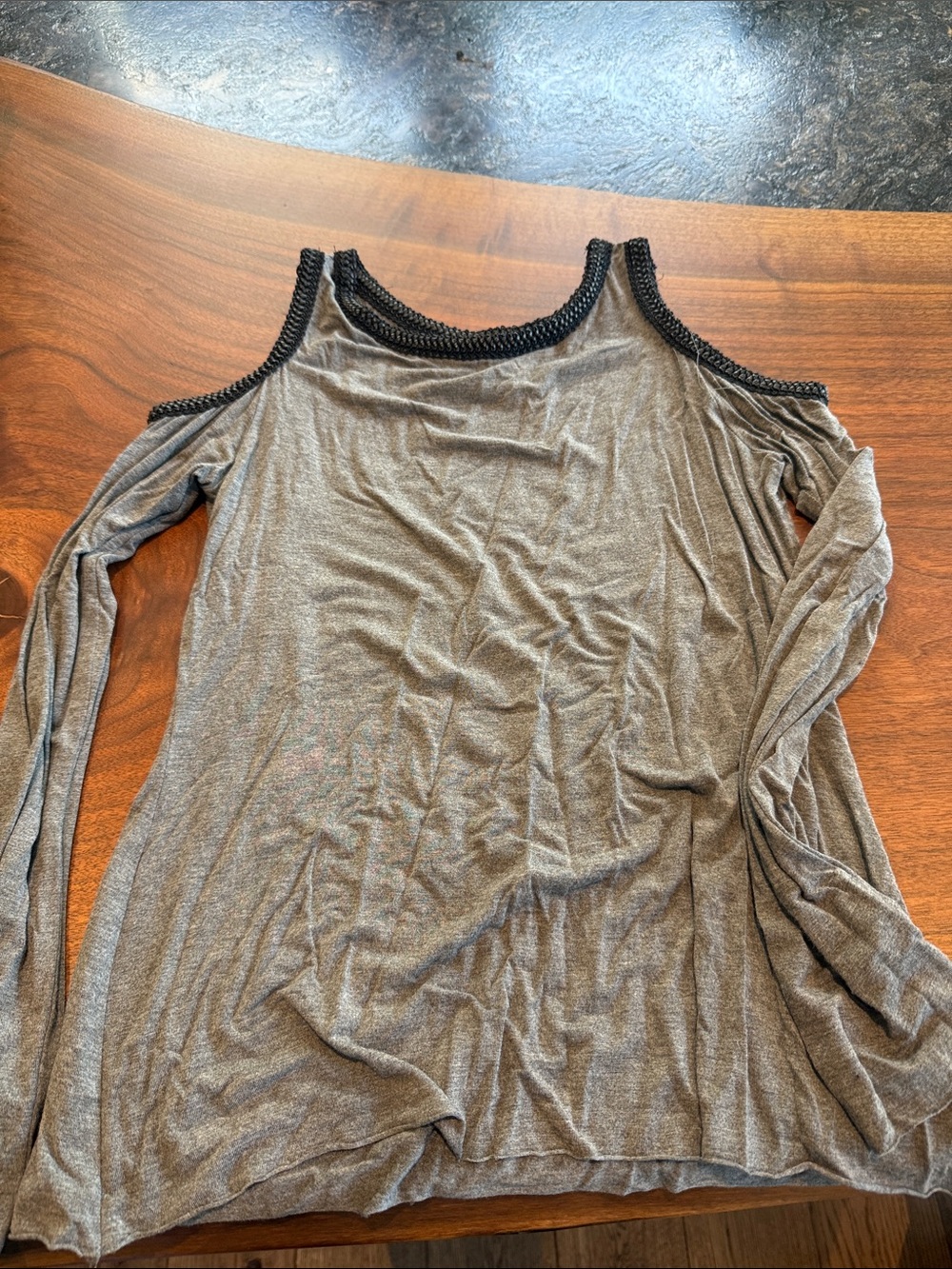 Bailey 44 Heather Gray Cold-Shoulder Top with Black Trim